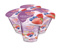 Meiji Yoghurt Mixed Berry 135 g. Pack4 